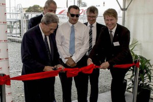 Ribbon cutting at the opening of the new $40 million BOC CO2 plant at Marsden Point, Northland. ( L to R) Winston Peters, Sjoerd Post (CEO Refining NZ), Dr Shane Reti MP, Hon. David Parker, Colin Isaac (MD BOC Limited).
