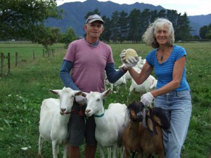 NZ Cheesemaker of the year, Jeanne from Aroha with partner John and her 'girls'