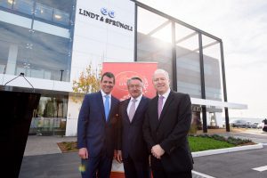 (L to R) Premier Mike Baird with Ernst Tanner and Steve Loane (Lindt & Sprüngli). 