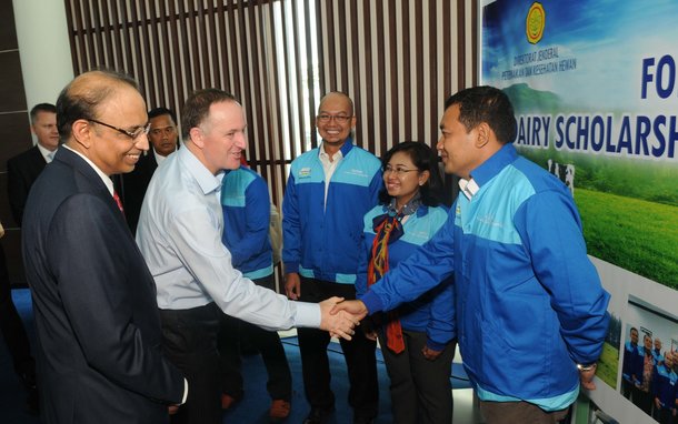 PM visits Fonterra in Indonesia