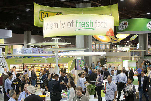 2016 Fresh Summit combines largest expo ever with community feel