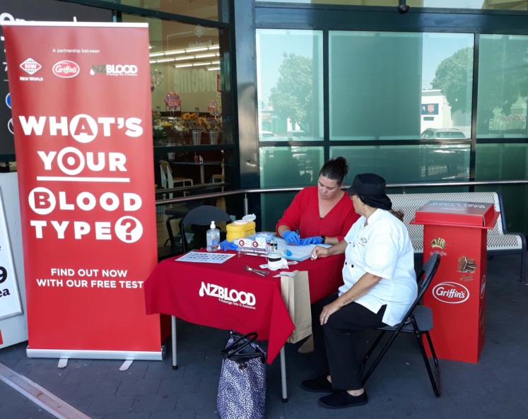 Griffin’s and New World help NZ Blood Service